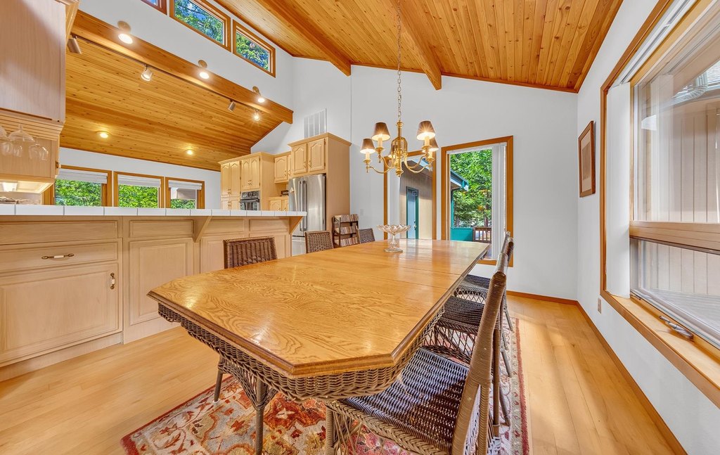 Lake Almanor West, California, 96020, United States, 3 Bedrooms Bedrooms, ,2 BathroomsBathrooms,Residential,Forsale,1993798