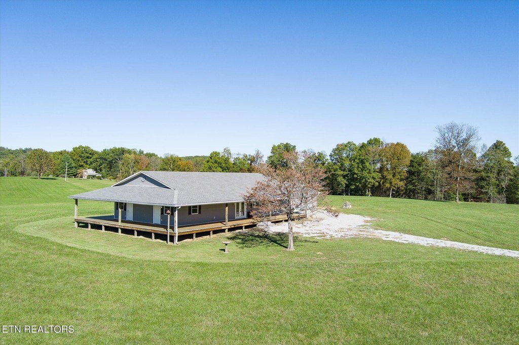 Oakdale, Tennessee, 37829, United States, 3 Bedrooms Bedrooms, ,2 BathroomsBathrooms,Residential,Forsale,1907862