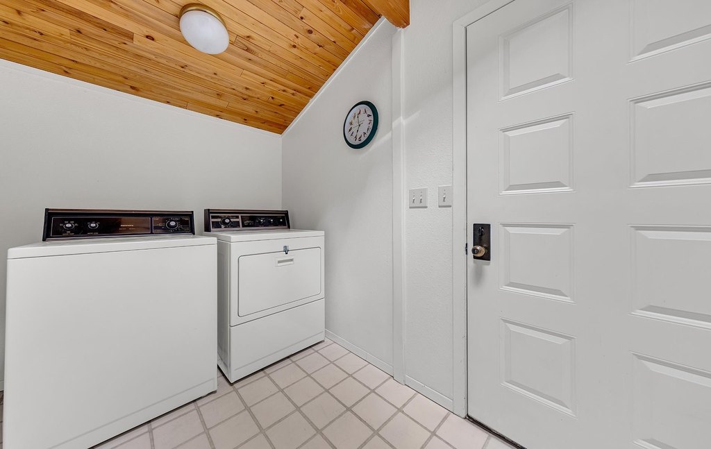 Lake Almanor West, California, 96020, United States, 3 Bedrooms Bedrooms, ,2 BathroomsBathrooms,Residential,Forsale,1993798