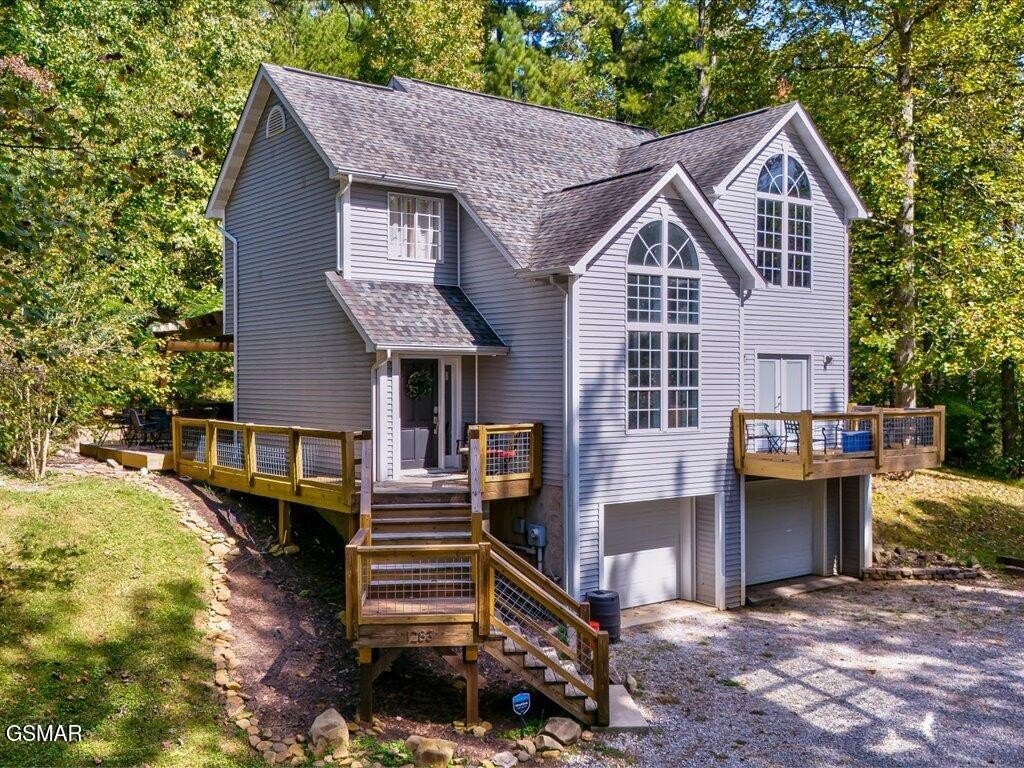 Gatlinburg, Tennessee, 37738, United States, 3 Bedrooms Bedrooms, ,2.5 BathroomsBathrooms,Residential,Forsale,1893703