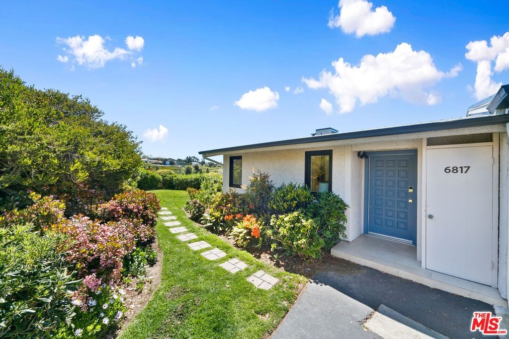 Malibu, California, 90265, United States, 3 Bedrooms Bedrooms, ,3.5 BathroomsBathrooms,Residential,Forsale,1904869