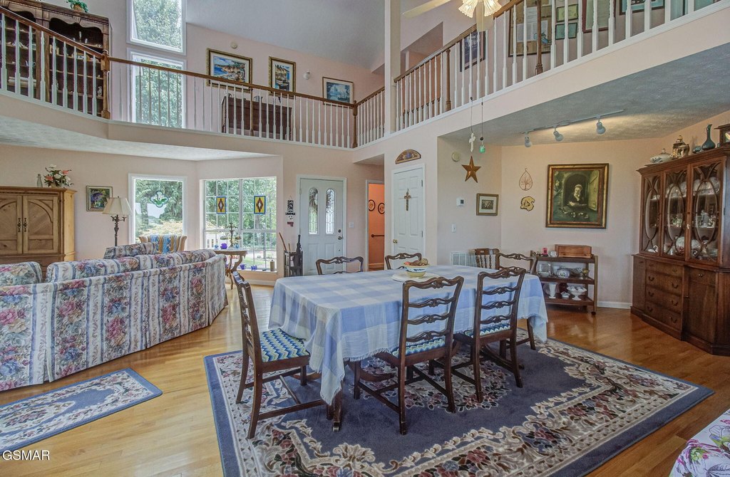 Sevierville, Tennessee, 37862, United States, 3 Bedrooms Bedrooms, ,2.5 BathroomsBathrooms,Residential,Forsale,1893781