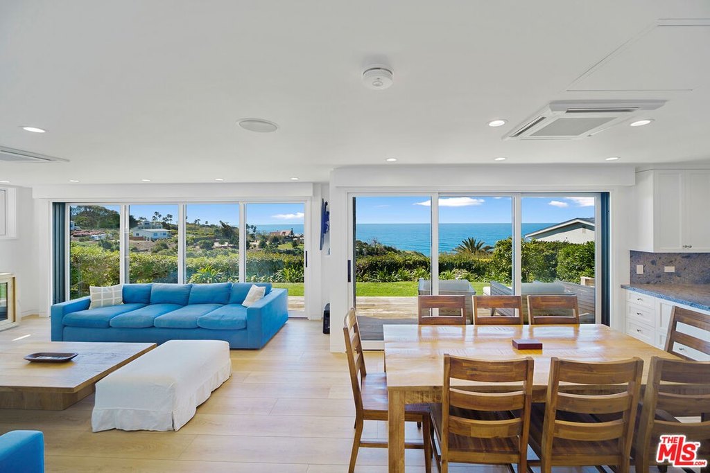 Malibu, California, 90265, United States, 3 Bedrooms Bedrooms, ,3.5 BathroomsBathrooms,Residential,Forsale,1904869
