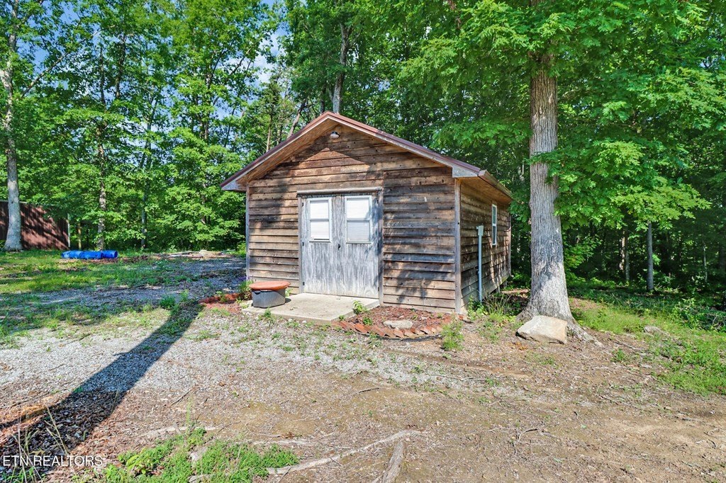 MONTEREY, Tennessee, 38574, United States, 2 Bedrooms Bedrooms, ,2 BathroomsBathrooms,Residential,Forsale,1929819
