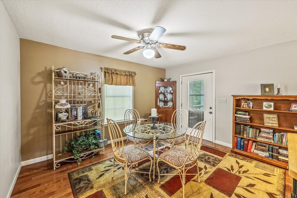 MONROE, Tennessee, 38573, United States, 3 Bedrooms Bedrooms, ,3 BathroomsBathrooms,Residential,Forsale,1905415