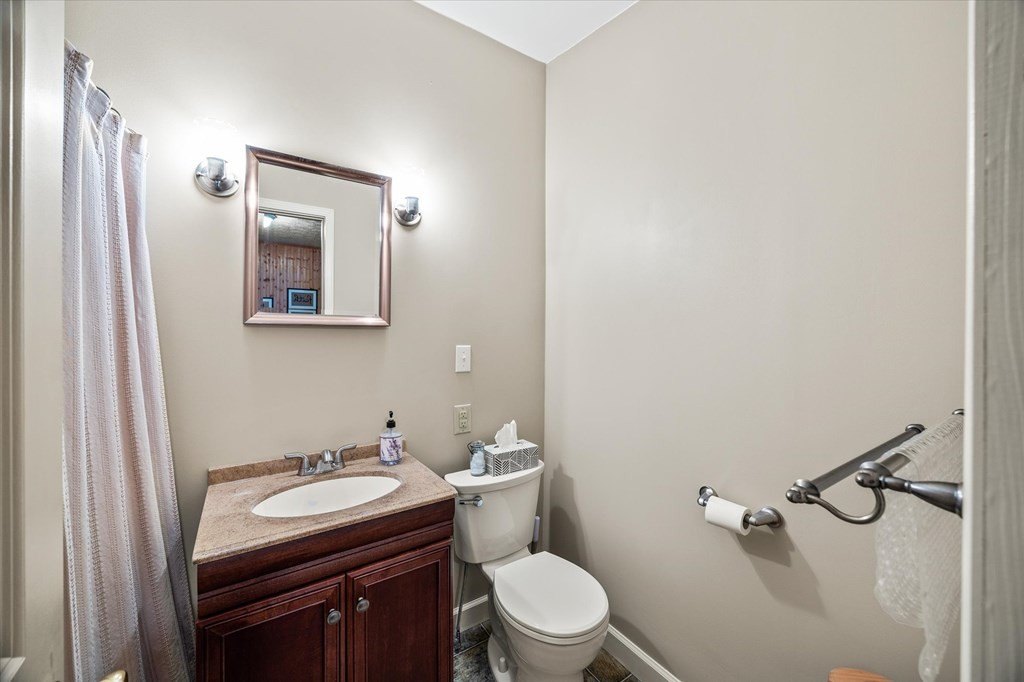MONROE, Tennessee, 38573, United States, 3 Bedrooms Bedrooms, ,3 BathroomsBathrooms,Residential,Forsale,1905415