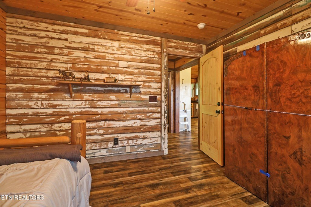 MONTEREY, Tennessee, 38574, United States, 2 Bedrooms Bedrooms, ,2 BathroomsBathrooms,Residential,Forsale,1929819