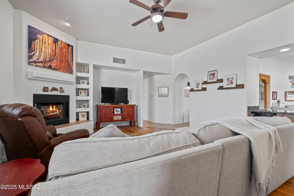 Vail, Arizona, 85641, United States, 4 Bedrooms Bedrooms, ,3 BathroomsBathrooms,Residential,Forsale,1893842