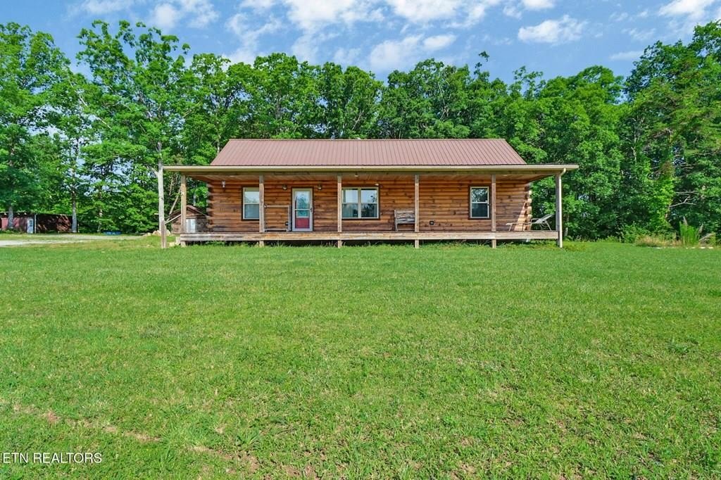 MONTEREY, Tennessee, 38574, United States, 2 Bedrooms Bedrooms, ,2 BathroomsBathrooms,Residential,Forsale,1929819