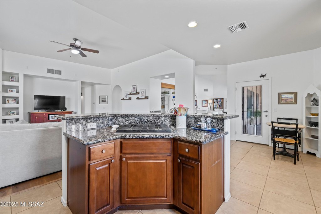 Vail, Arizona, 85641, United States, 4 Bedrooms Bedrooms, ,3 BathroomsBathrooms,Residential,Forsale,1893842