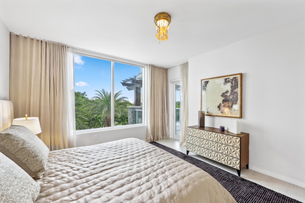 Boca Raton, Florida, 33432, United States, 2 Bedrooms Bedrooms, ,3.5 BathroomsBathrooms,Residential,Forsale,1929731