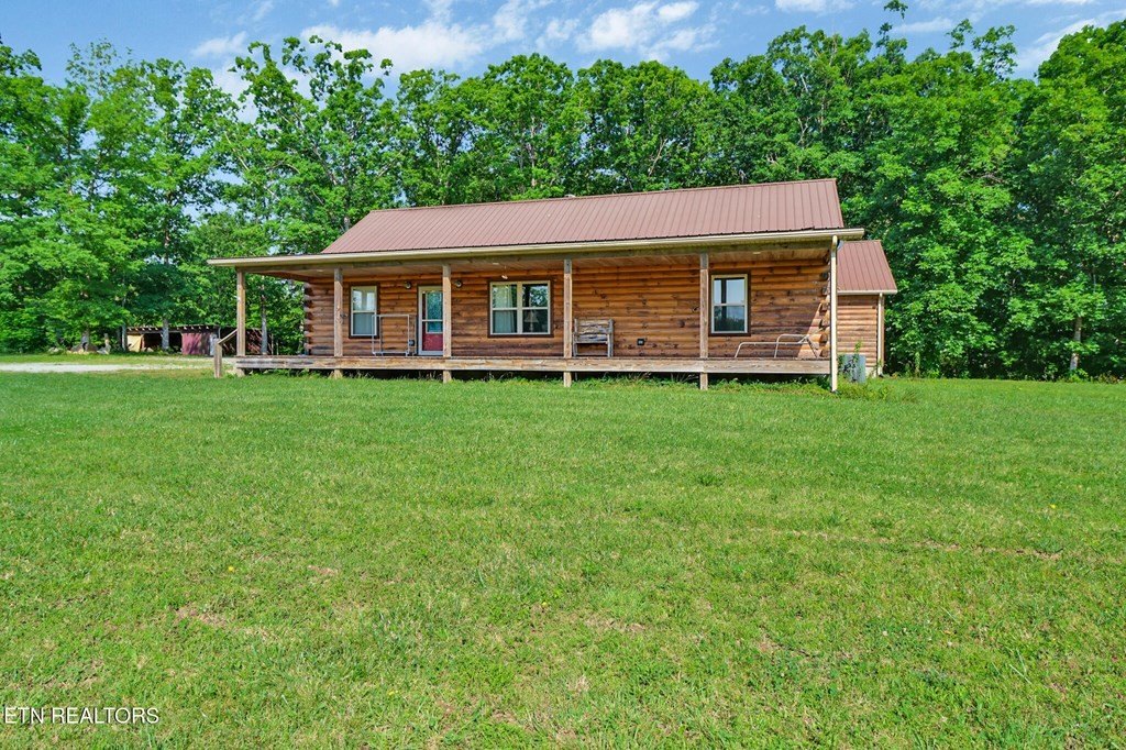 MONTEREY, Tennessee, 38574, United States, 2 Bedrooms Bedrooms, ,2 BathroomsBathrooms,Residential,Forsale,1929819
