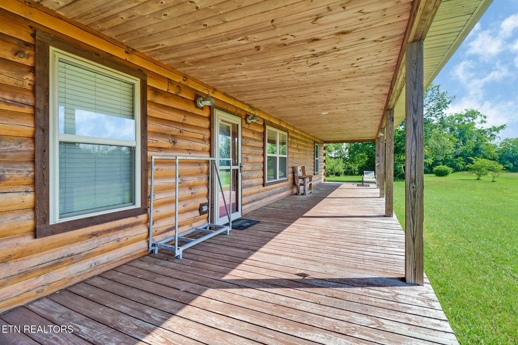 MONTEREY, Tennessee, 38574, United States, 2 Bedrooms Bedrooms, ,2 BathroomsBathrooms,Residential,Forsale,1929819