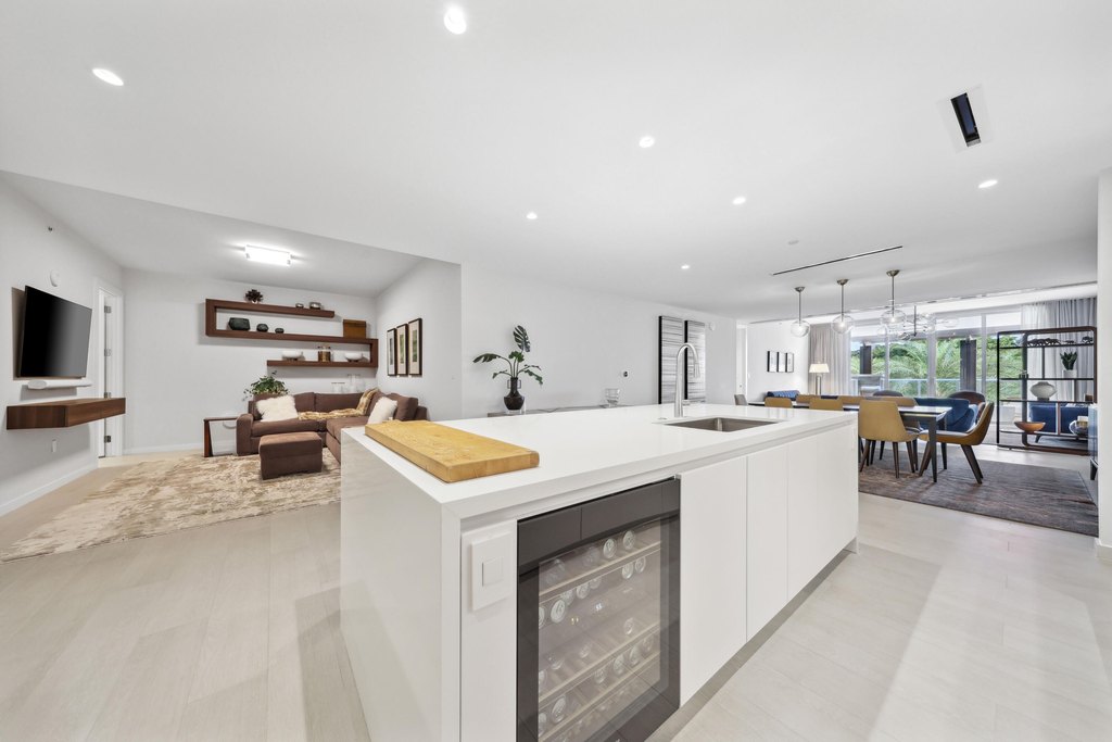 Boca Raton, Florida, 33432, United States, 2 Bedrooms Bedrooms, ,3.5 BathroomsBathrooms,Residential,Forsale,1929731