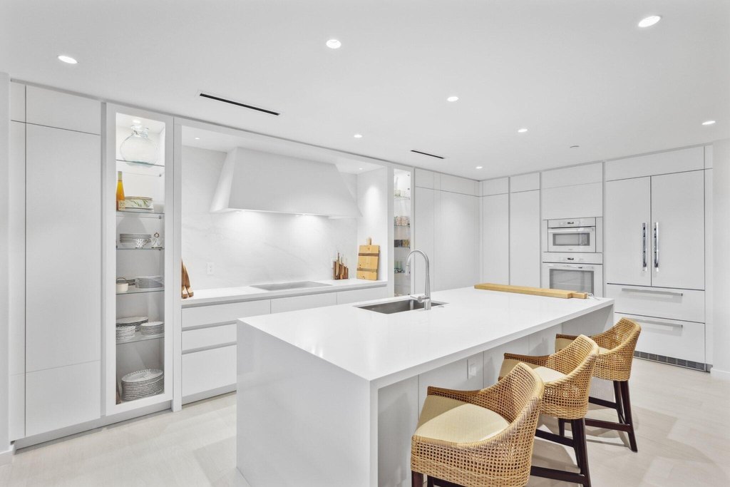 Boca Raton, Florida, 33432, United States, 2 Bedrooms Bedrooms, ,3.5 BathroomsBathrooms,Residential,Forsale,1929731
