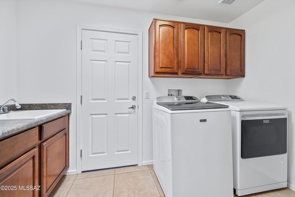 Vail, Arizona, 85641, United States, 4 Bedrooms Bedrooms, ,3 BathroomsBathrooms,Residential,Forsale,1893842