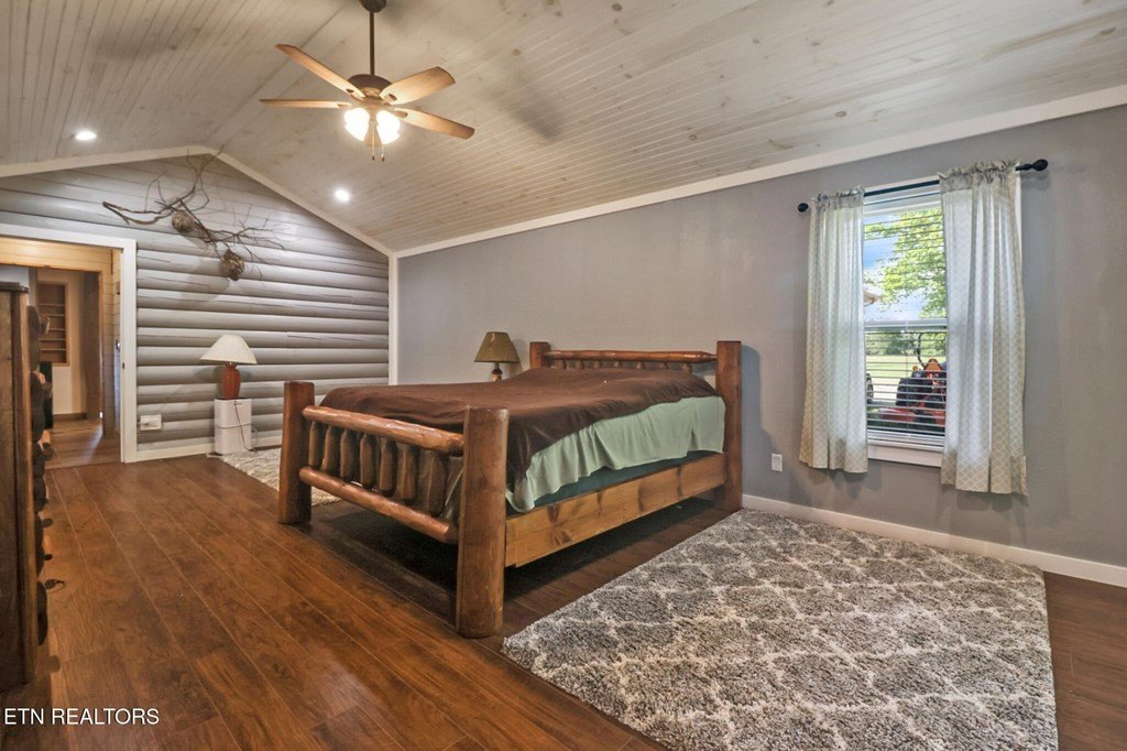 MONTEREY, Tennessee, 38574, United States, 2 Bedrooms Bedrooms, ,2 BathroomsBathrooms,Residential,Forsale,1929819