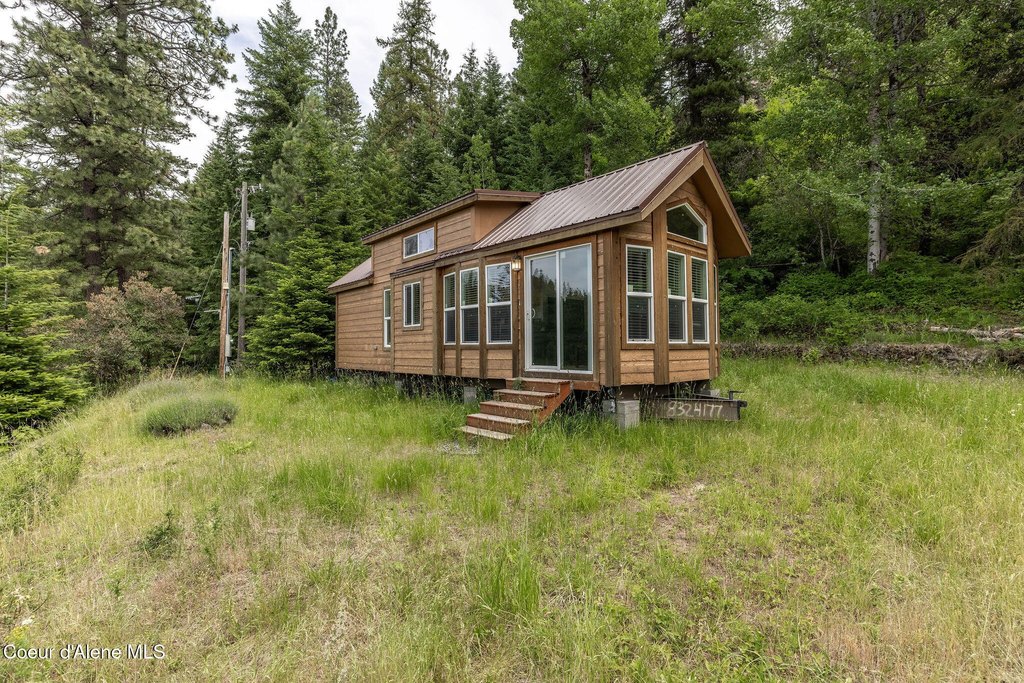 Harrison, Idaho, 83833, United States, 2 Bedrooms Bedrooms, ,1 BathroomBathrooms,Residential,Forsale,1913863