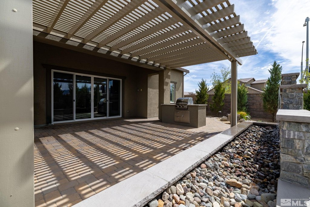 Reno, Nevada, 89521, United States, 3 Bedrooms Bedrooms, ,3.5 BathroomsBathrooms,Residential,Forsale,1910315