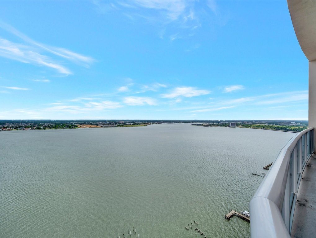 Seabrook, Texas, 77586, United States, 3 Bedrooms Bedrooms, ,2.5 BathroomsBathrooms,Residential,Forsale,1889152