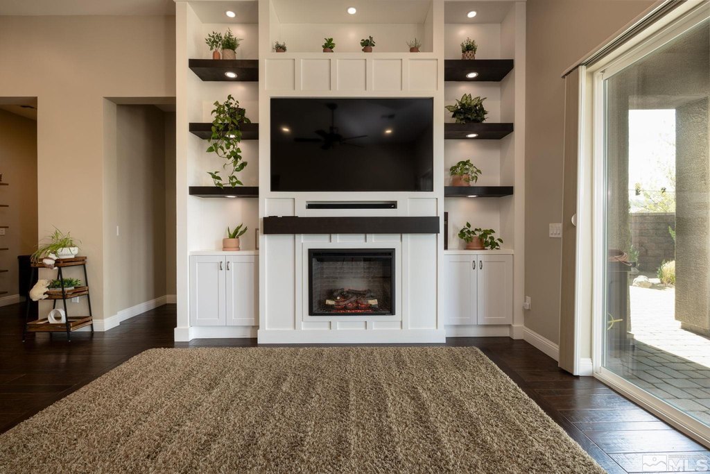 Reno, Nevada, 89521, United States, 3 Bedrooms Bedrooms, ,3.5 BathroomsBathrooms,Residential,Forsale,1910315
