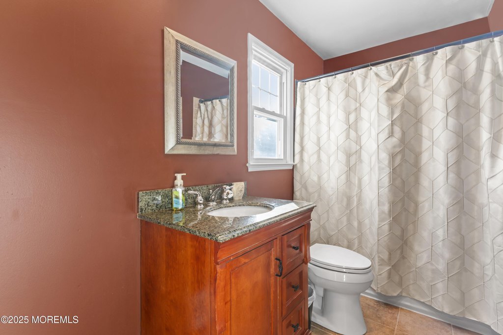 Morganville, New Jersey, 07751, United States, 5 Bedrooms Bedrooms, ,3 BathroomsBathrooms,Residential,Forsale,1910274