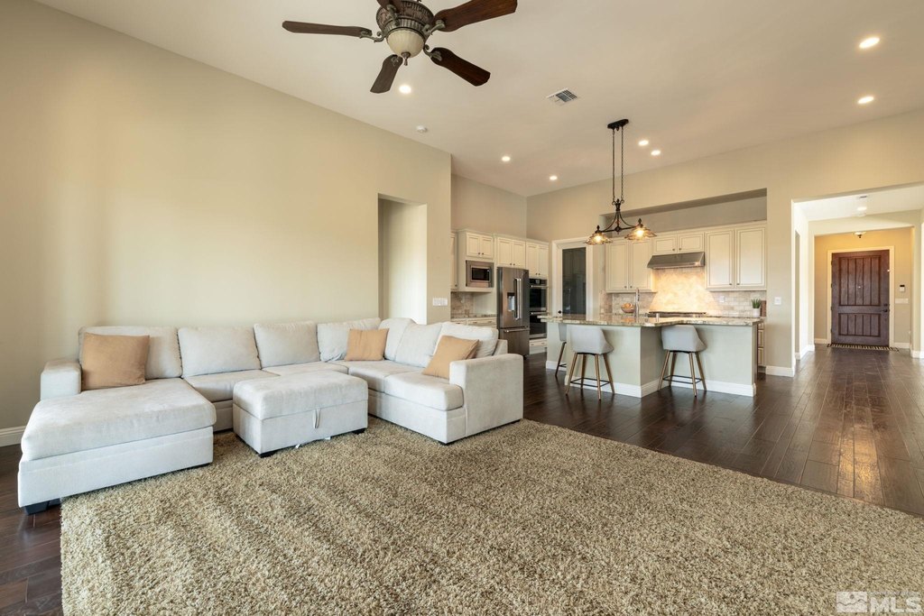 Reno, Nevada, 89521, United States, 3 Bedrooms Bedrooms, ,3.5 BathroomsBathrooms,Residential,Forsale,1910315