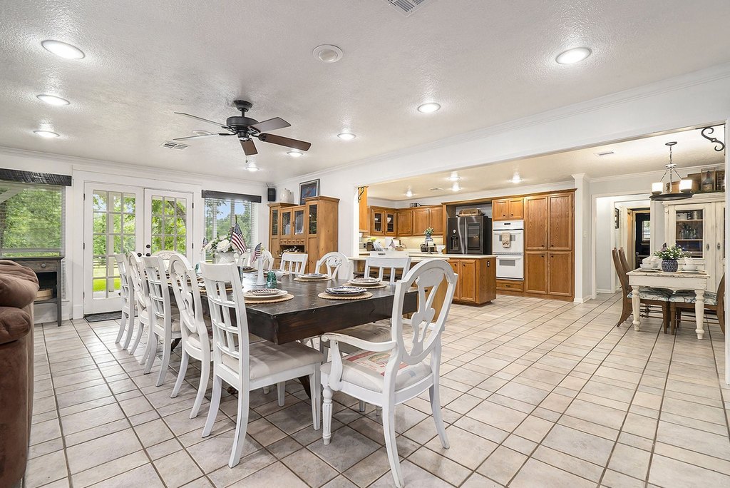 Willis, Texas, 77378, United States, 3 Bedrooms Bedrooms, ,3.5 BathroomsBathrooms,Residential,Forsale,1953107