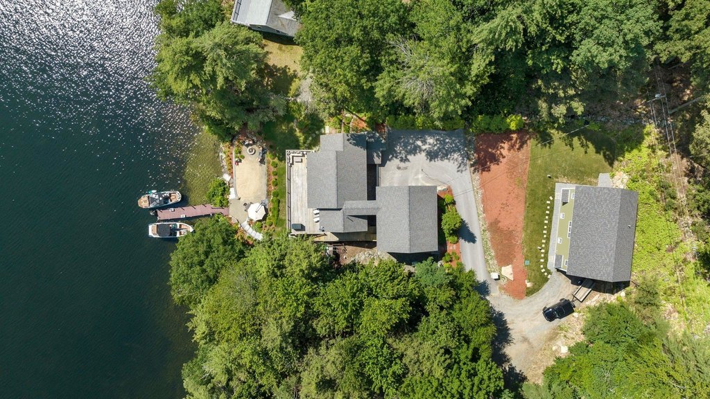 Moultonborough, New Hampshire, 03254, United States, 5 Bedrooms Bedrooms, ,5.5 BathroomsBathrooms,Residential,Forsale,1952907