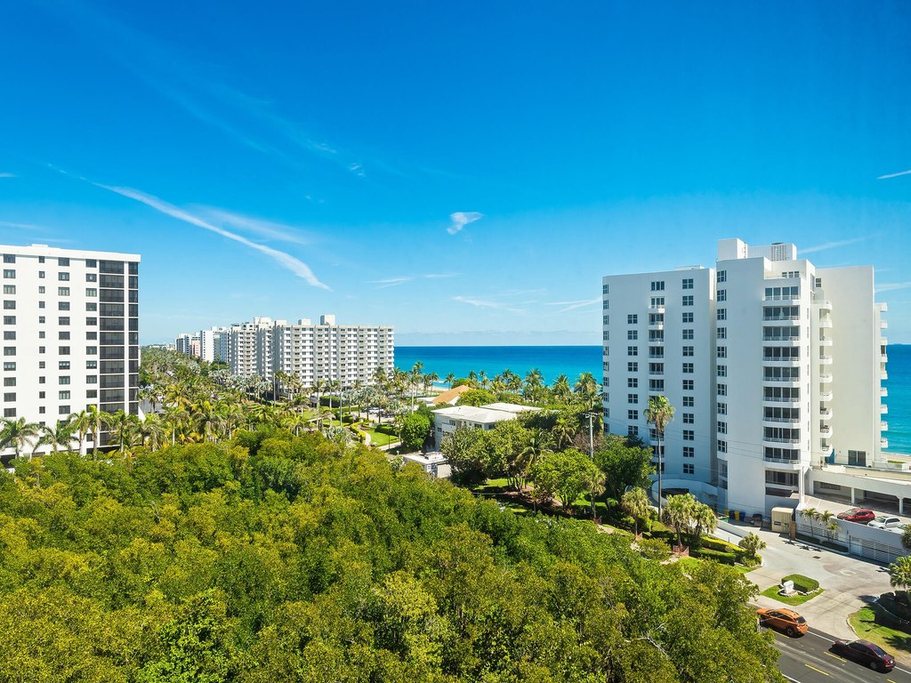 Highland Beach, Florida, 33487, United States, 2 Bedrooms Bedrooms, ,2 BathroomsBathrooms,Residential,Forsale,1886571