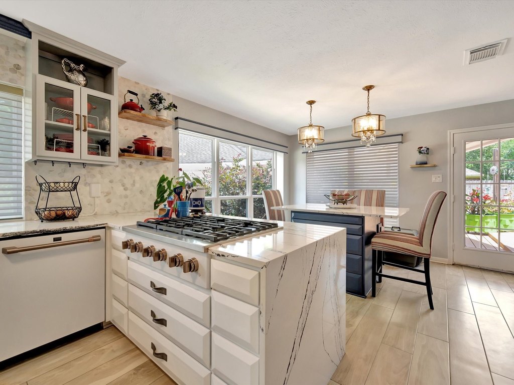 Houston, Texas, 77062, United States, 4 Bedrooms Bedrooms, ,2 BathroomsBathrooms,Residential,Forsale,1973435