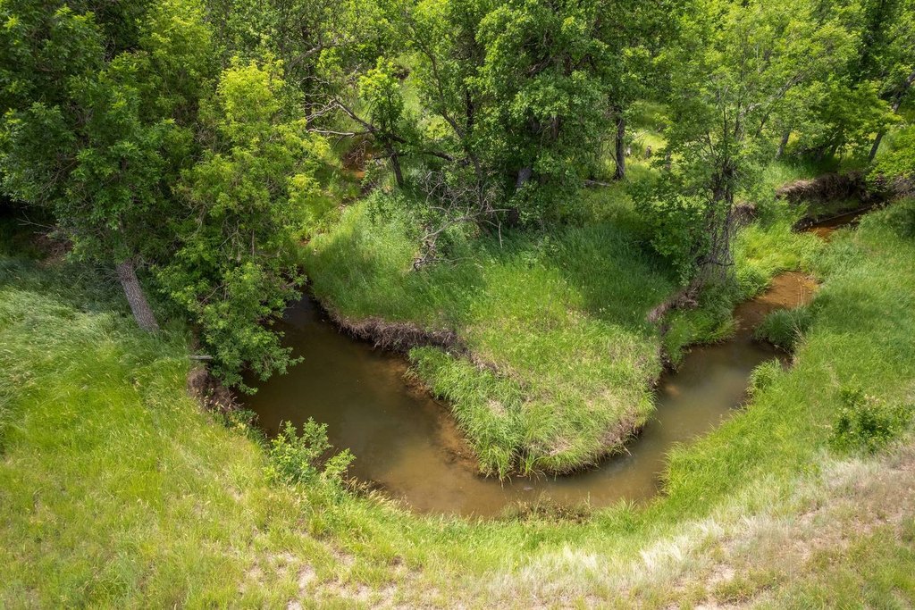 Hulett, Wyoming, 82720, United States, 4 Bedrooms Bedrooms, ,3 BathroomsBathrooms,Residential,Forsale,2004327