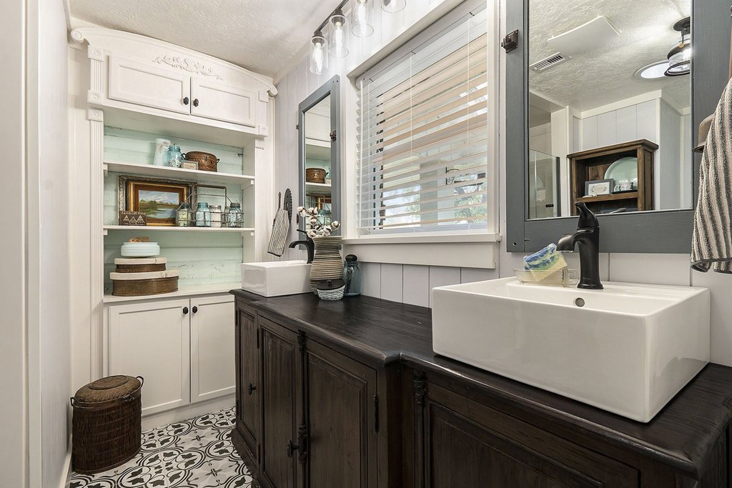 Willis, Texas, 77378, United States, 3 Bedrooms Bedrooms, ,3.5 BathroomsBathrooms,Residential,Forsale,1953107