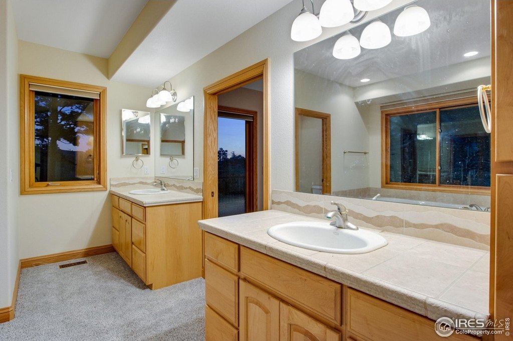 Loveland, Colorado, 80538, United States, 4 Bedrooms Bedrooms, ,3.5 BathroomsBathrooms,Residential,Forsale,1903105