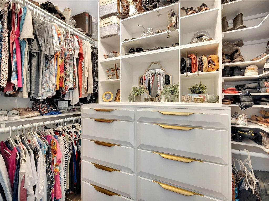 Houston, Texas, 77062, United States, 4 Bedrooms Bedrooms, ,2 BathroomsBathrooms,Residential,Forsale,1973435