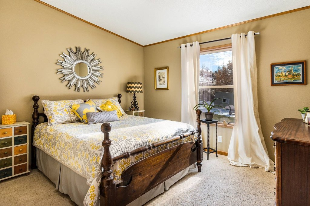 Hulett, Wyoming, 82720, United States, 4 Bedrooms Bedrooms, ,3 BathroomsBathrooms,Residential,Forsale,2004327