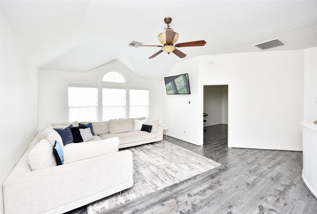 Richmond, Texas, 77407, United States, 5 Bedrooms Bedrooms, ,4.5 BathroomsBathrooms,Residential,Forsale,1889077