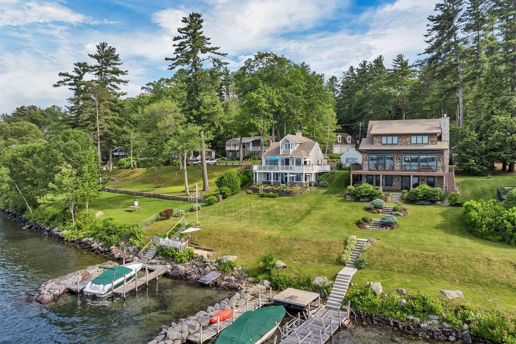 Gilford, New Hampshire, 03249, United States, 3 Bedrooms Bedrooms, ,2.5 BathroomsBathrooms,Residential,Forsale,1893920