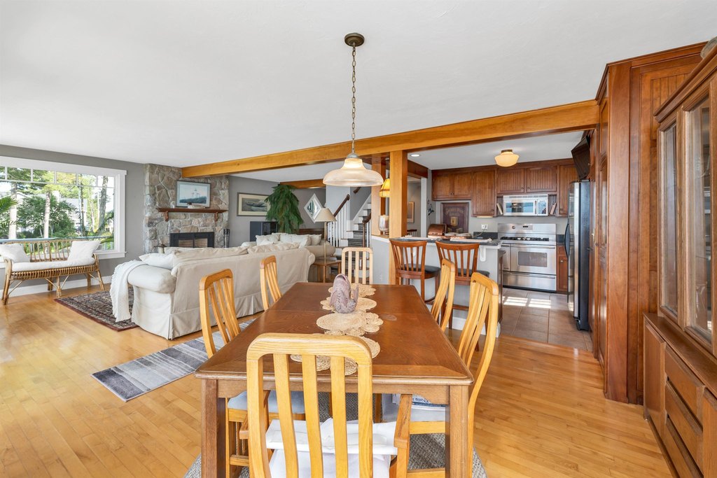 Gilford, New Hampshire, 03249, United States, 3 Bedrooms Bedrooms, ,2.5 BathroomsBathrooms,Residential,Forsale,1893920