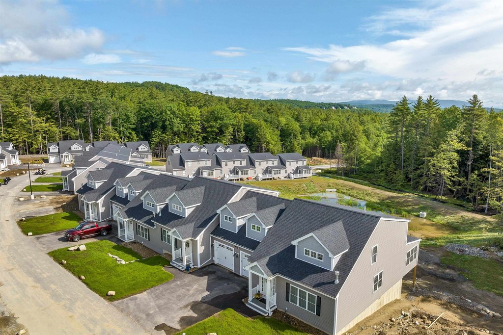 Meredith, New Hampshire, 03253, United States, 2 Bedrooms Bedrooms, ,2.5 BathroomsBathrooms,Residential,Forsale,1968470