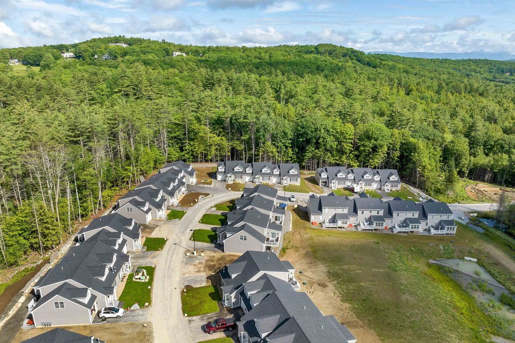 Meredith, New Hampshire, 03253, United States, 2 Bedrooms Bedrooms, ,2.5 BathroomsBathrooms,Residential,Forsale,1968470