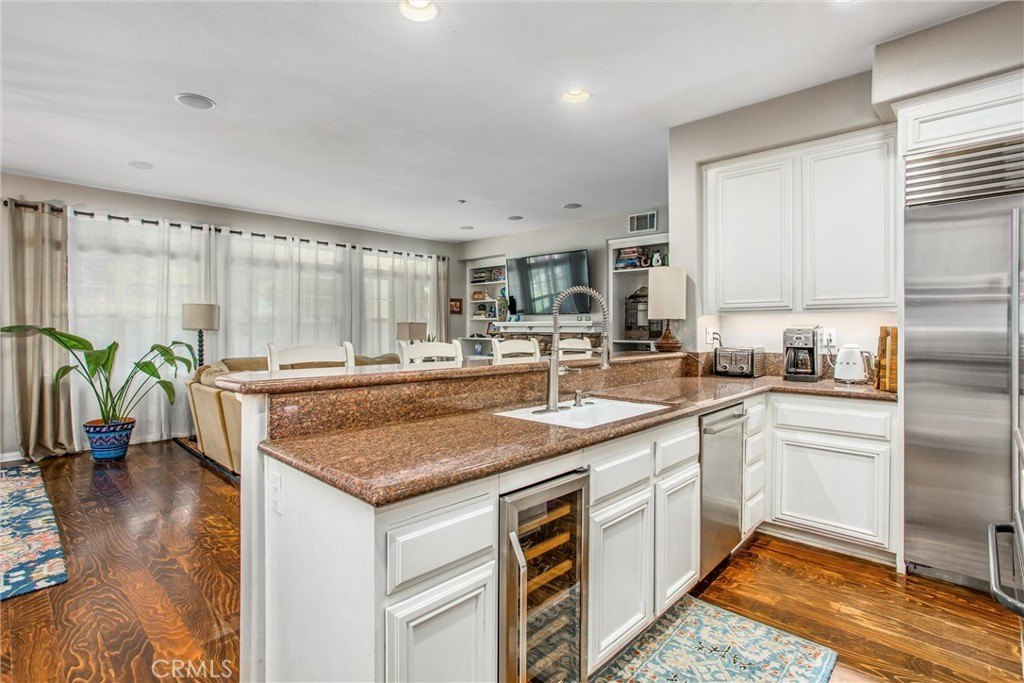 Redlands, California, 92373, United States, 5 Bedrooms Bedrooms, ,4 BathroomsBathrooms,Residential,Forsale,1933749