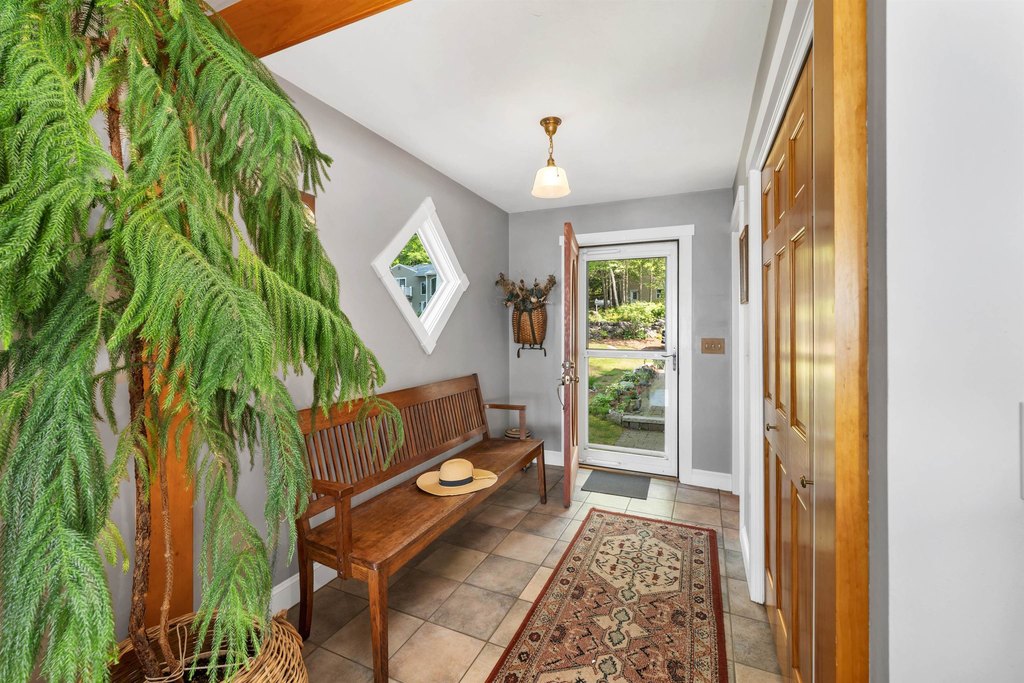 Gilford, New Hampshire, 03249, United States, 3 Bedrooms Bedrooms, ,2.5 BathroomsBathrooms,Residential,Forsale,1893920