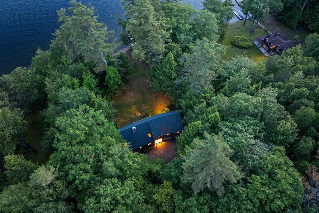 Bridgewater, New Hampshire, 03222, United States, 3 Bedrooms Bedrooms, ,3 BathroomsBathrooms,Residential,Forsale,1893924