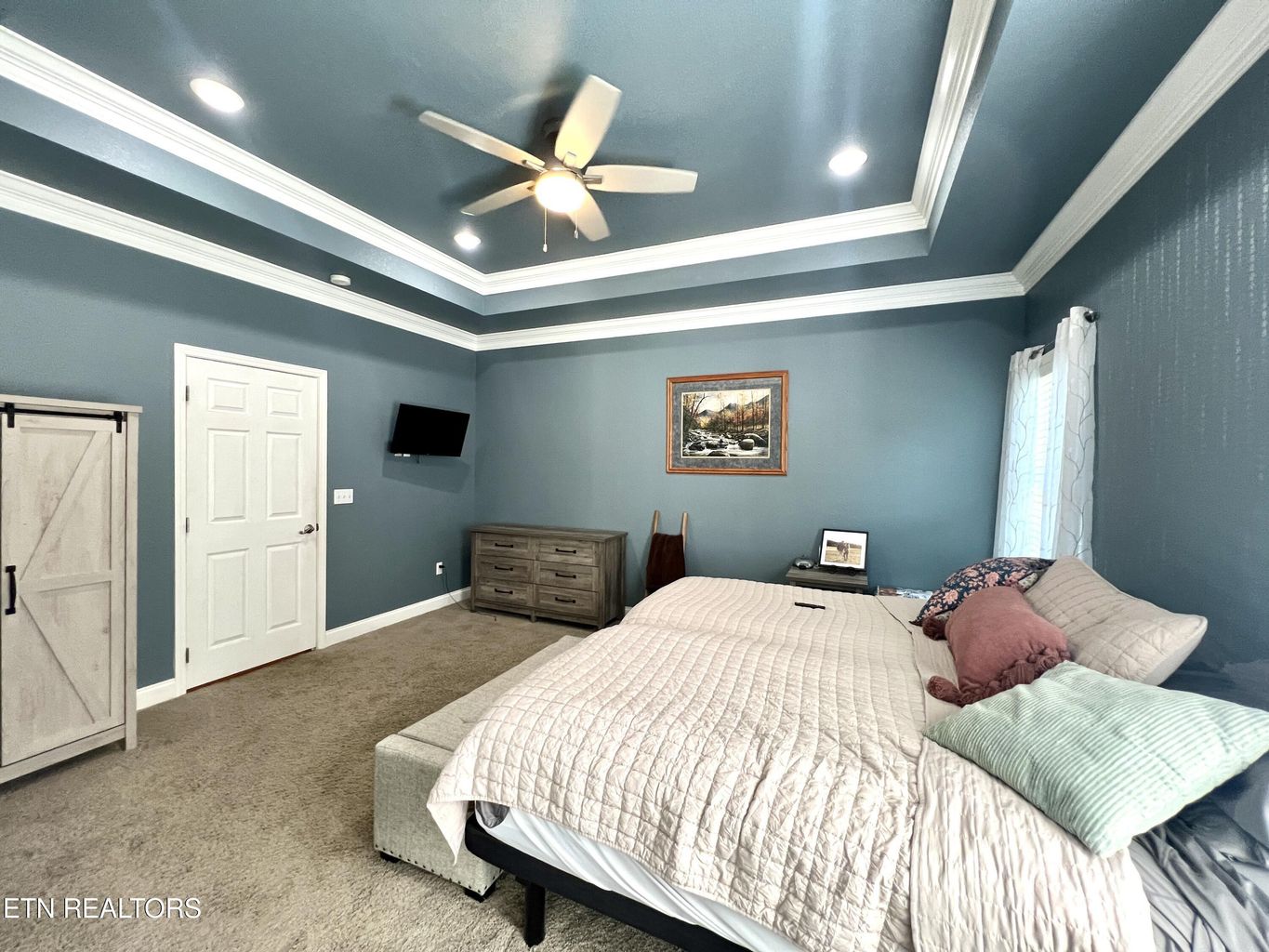 Sevierville, Tennessee, 37862, United States, 3 Bedrooms Bedrooms, ,2 BathroomsBathrooms,Residential,Forsale,1893776