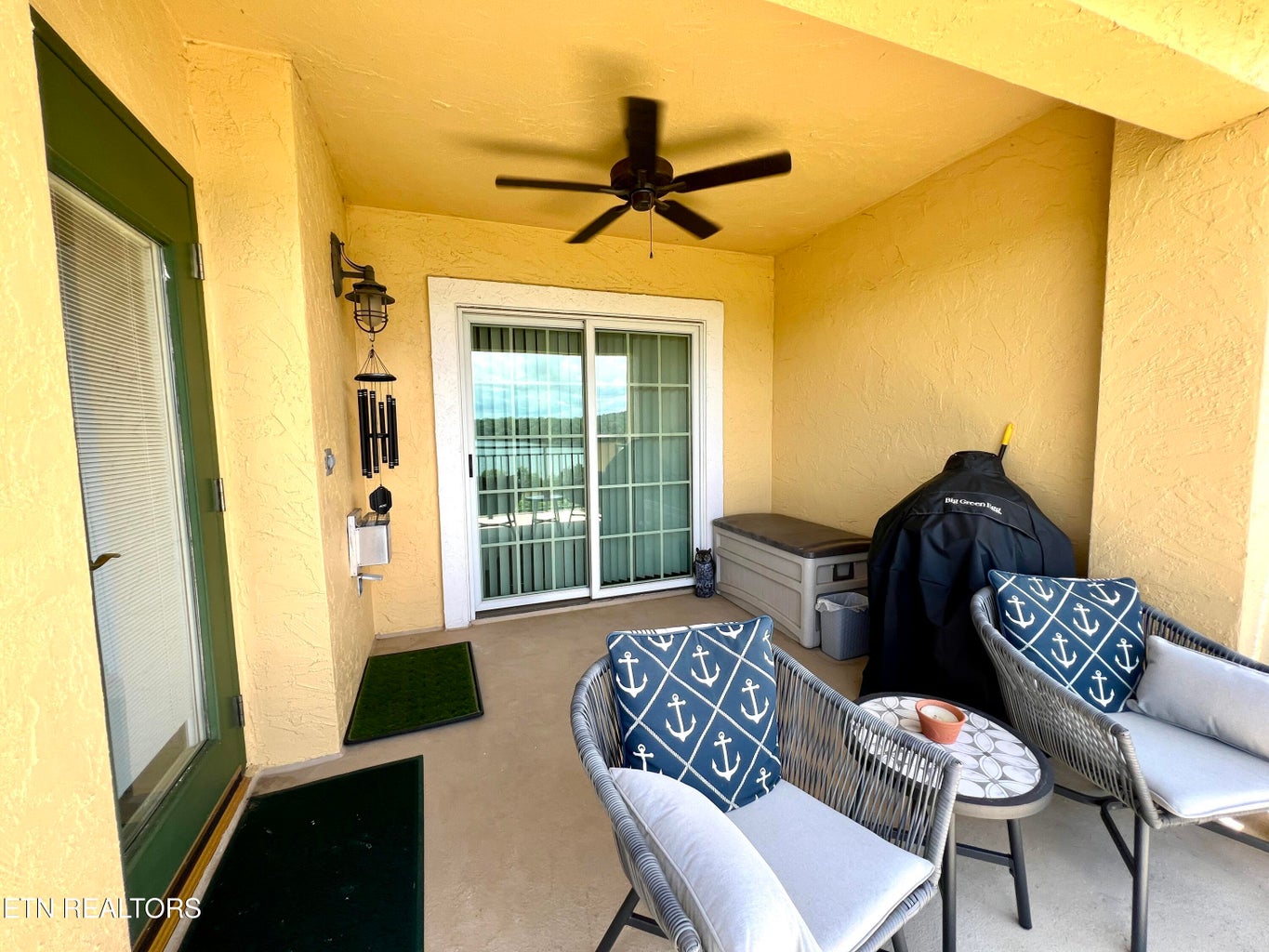 Dandridge, Tennessee, 37725, United States, 3 Bedrooms Bedrooms, ,2 BathroomsBathrooms,Residential,Forsale,2009018