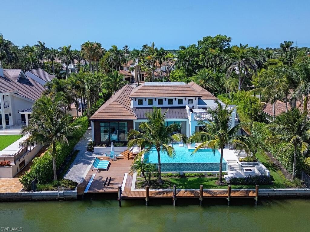 NAPLES, Florida, 34102, United States, 5 Bedrooms Bedrooms, ,5.5 BathroomsBathrooms,Residential,Forsale,1995080