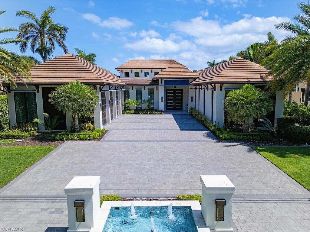 NAPLES, Florida, 34102, United States, 5 Bedrooms Bedrooms, ,5.5 BathroomsBathrooms,Residential,Forsale,1995080