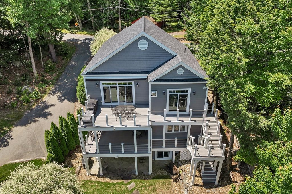 Alton, New Hampshire, 03810, United States, 2 Bedrooms Bedrooms, ,3.5 BathroomsBathrooms,Residential,Forsale,1909916