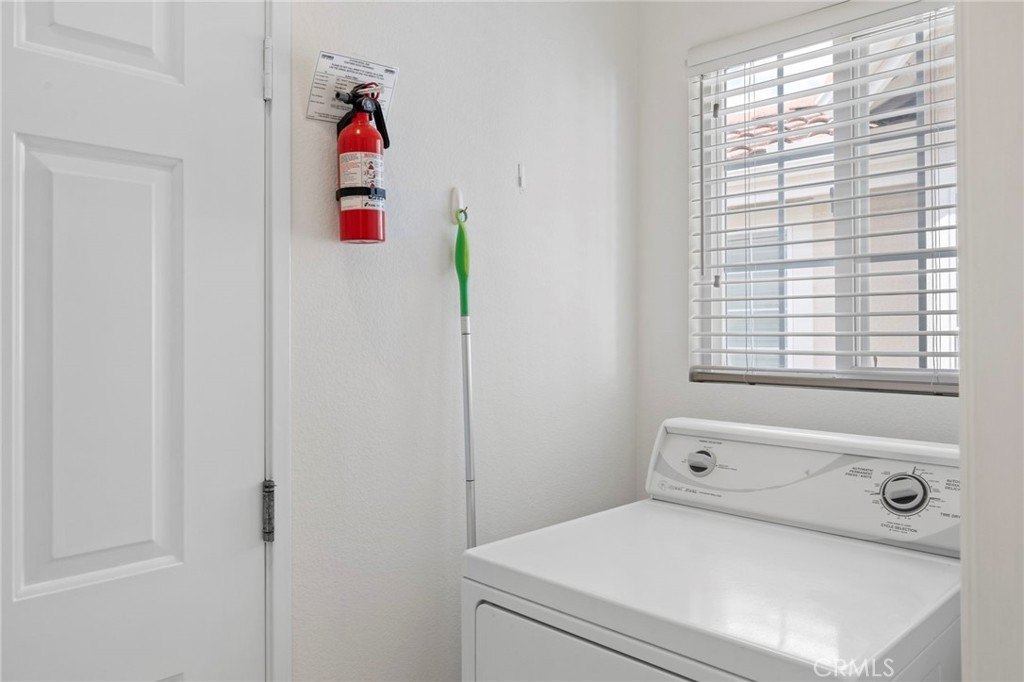 Mission Viejo, California, 92692, United States, 2 Bedrooms Bedrooms, ,2 BathroomsBathrooms,Residential,Forsale,1927544